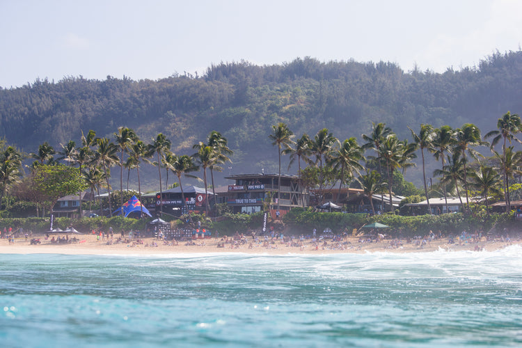 Volcom Pipe Pro - A Deep Blue Surfing Event